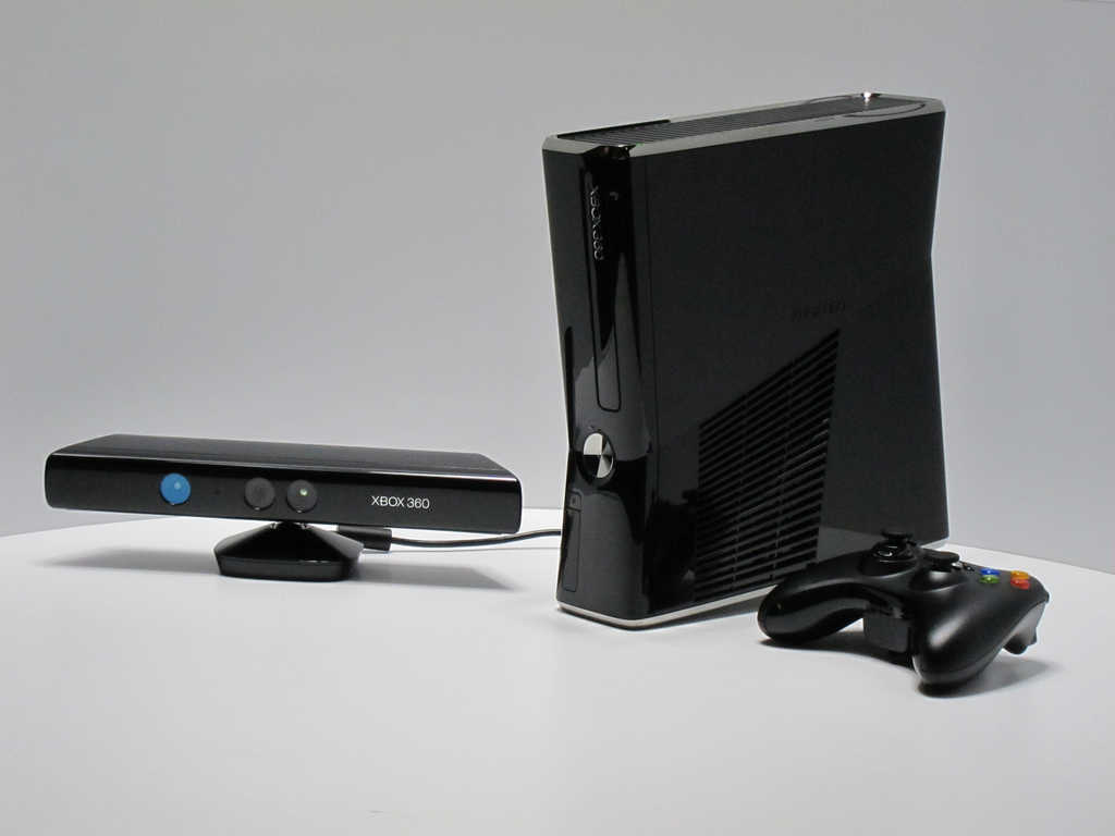 cap Vet Decoratie Xbox 360 Kinect, 2005 - Mediamatic
